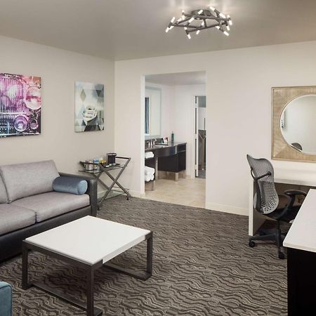 Doubletree Suites By Hilton Hotel Detroit Downtown - Fort Shelby Kültér fotó