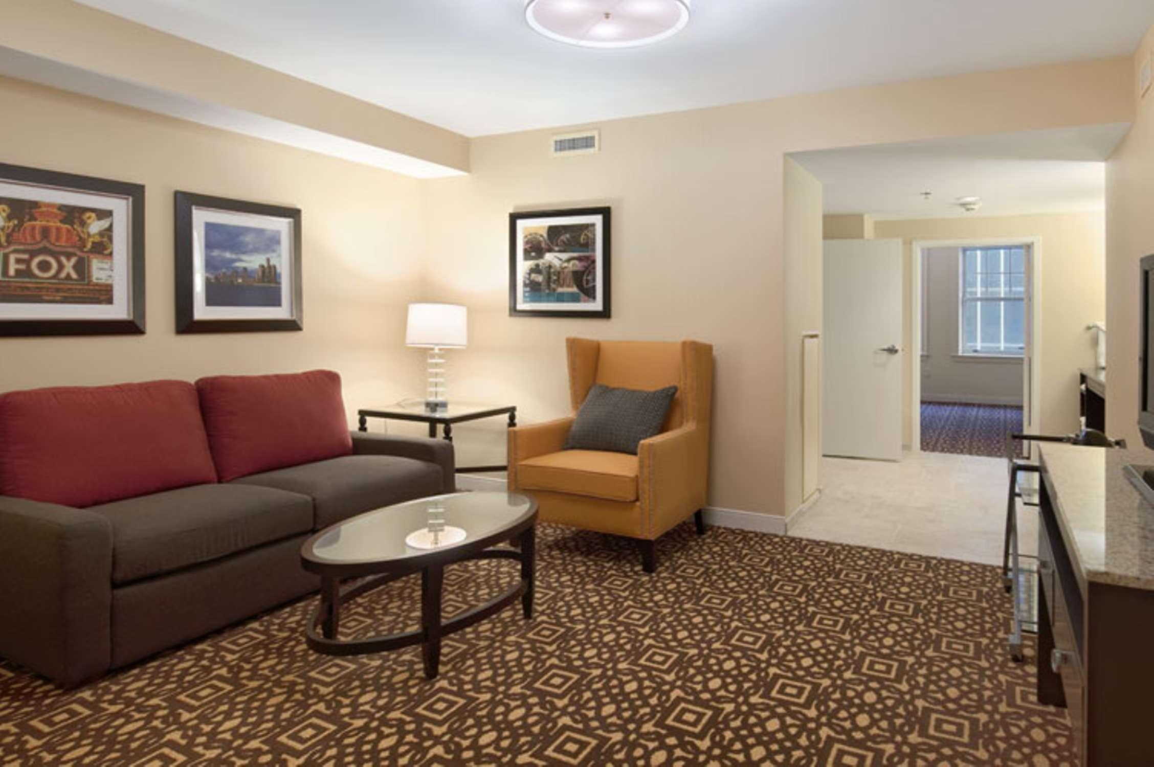 Doubletree Suites By Hilton Hotel Detroit Downtown - Fort Shelby Szoba fotó