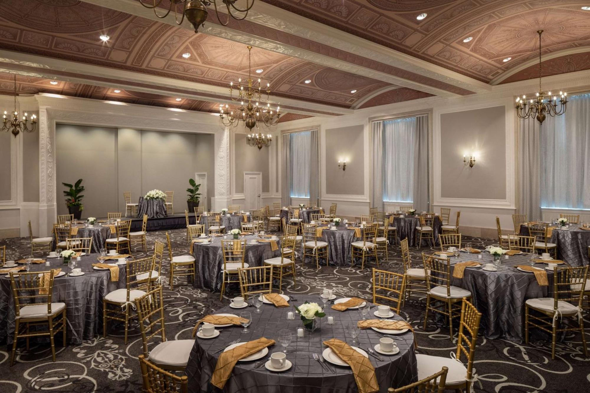 Doubletree Suites By Hilton Hotel Detroit Downtown - Fort Shelby Kültér fotó