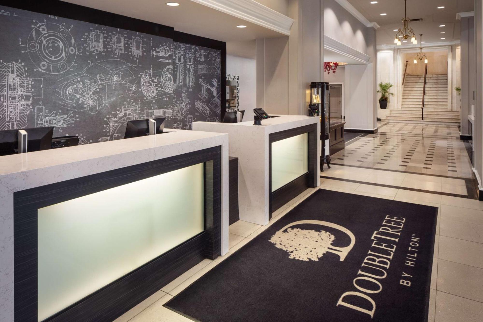 Doubletree Suites By Hilton Hotel Detroit Downtown - Fort Shelby Kültér fotó