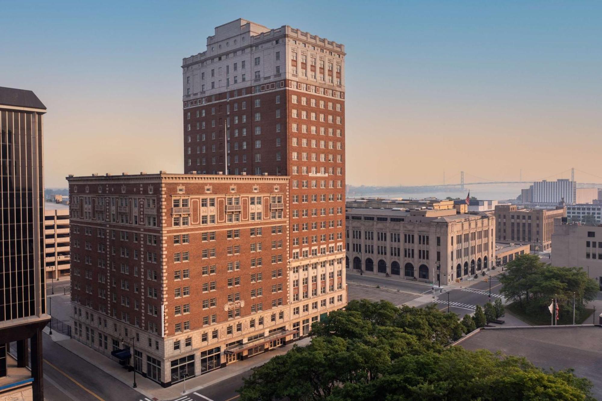 Doubletree Suites By Hilton Hotel Detroit Downtown - Fort Shelby Kültér fotó