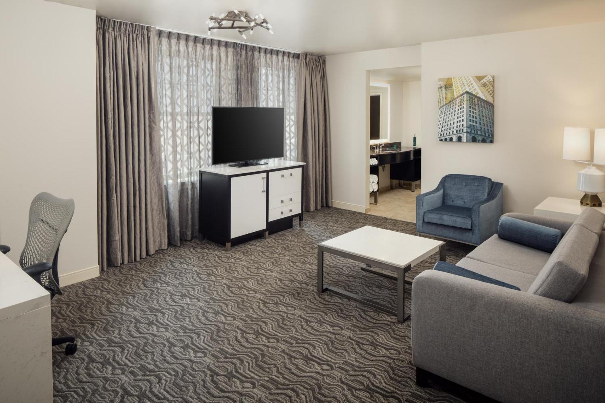 Doubletree Suites By Hilton Hotel Detroit Downtown - Fort Shelby Kültér fotó